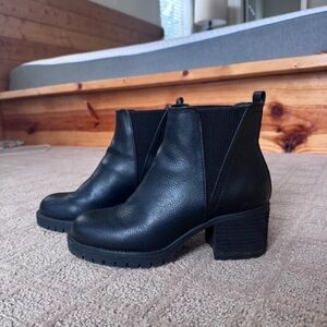 Boots Black Leather Chelsea Booties with Stacked Heel